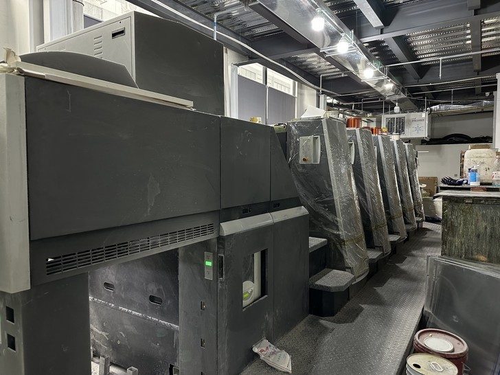 Multi-color press line